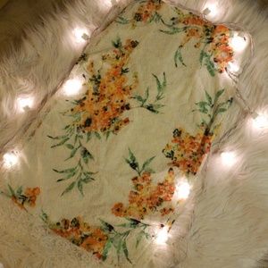 Eva Mendes Lace Pencil Skirt